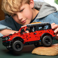 LEGO® Technic Джип Ford Bronco 42213