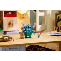 LEGO® Disney Стич и Скръмп 43296