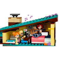 LEGO® Friends Семейните къщи на Оли и Пейсли 42620