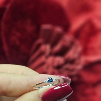 Пръстен от бяло злато 18К с диаманти и сапфир