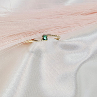 Златен пръстен със зелен циркон Novello