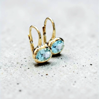 Колие и обеци 