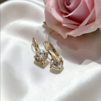 Златни обеци  Златна Искра