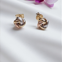 Златни обеци 