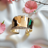 Златен пръстен с циркони