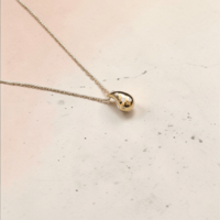 Златно колие с диаманти 