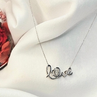 Златно колие от 14К бяло злато и диамант Love