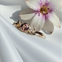 Златен пръстен Unheated Pink Purple Sapphire