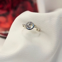 Златен пръстен от бяло злато с циркони Орбита