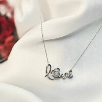 Златно колие от 14К бяло злато и диамант Love