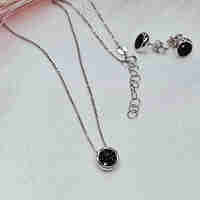 Комплект от бяло злато с черни циркони 