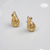 Златни обеци с диаманти 