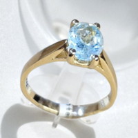 Златен пръстен с Аквамарин