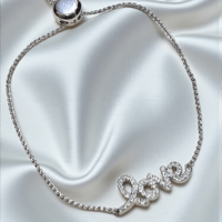 Златна гривна  с диаманти 