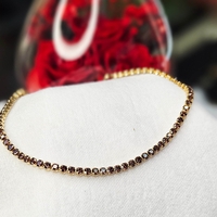 Златна гривна с Гранати