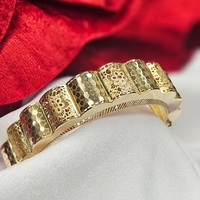 Твърда Гривна Фино Майсторство