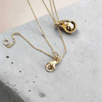 Златно колие с диаманти 