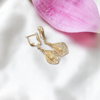 Златни обеци 