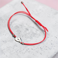 Гривна с крачета от бяло злато