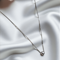 Златно  колие сърце от бяло злато