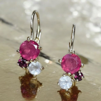 Златен комплект с рубин и планински криснал