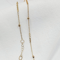 Златна гривна със седем златни елемента