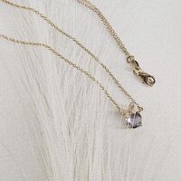 Златно колие с нежна пеперудка