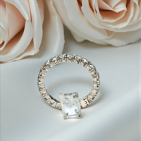 Златна халка с диаманти