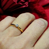 Златен пръстен от Жълто Злато с Диамант Flamingo Grace