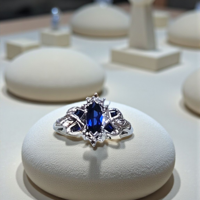 Златен пръстен със сапфири и брилянти