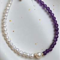 Дамска гривна Gumon с естествени аметисти, перли и 18К златни елементи