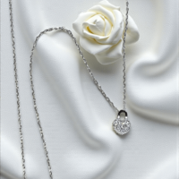 Златно  колие от 18К бяло злато и диаманти I Gioielli del Sole