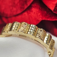 Твърда Гривна Фино Майсторство