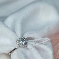 Златен пръстен от бяло злато 18К Аквамарин и Диаманти The Frozen Kingdom