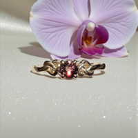 Златен пръстен Unheated Pink Purple Sapphire