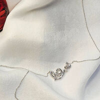 Златно колие от 14К бяло злато и диамант Love