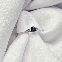 Пръстен от бяло злато 18К с диаманти и сапфир