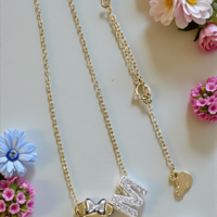 Сребърно колие с позлата буква 