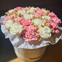 Авторски букет „Pink Bloom Symphony“