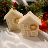 Коледна свещ „HOME“ – уют в най-чистата му форма