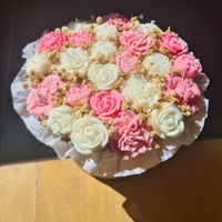 Авторски букет „Pink Bloom Symphony“