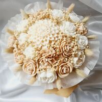 Авторски букет „Natural Elegance Bloom“