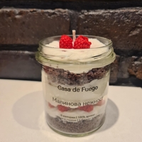 Десертна свещ „Малинова Нежност“