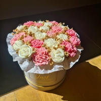 Авторски букет „Pink Bloom Symphony“