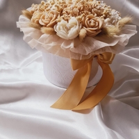 Авторски букет „Natural Elegance Bloom“