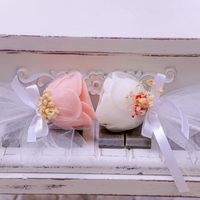 Розова прегръдка – подарък за гости