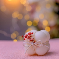 Бабъл свещ – нежна декорация за всеки повод