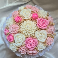 Авторски букет „Pink Garden“