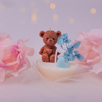 Мече с цветче