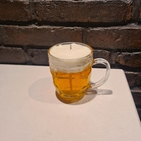 „Халба светло пиво“ – ароматна свещ